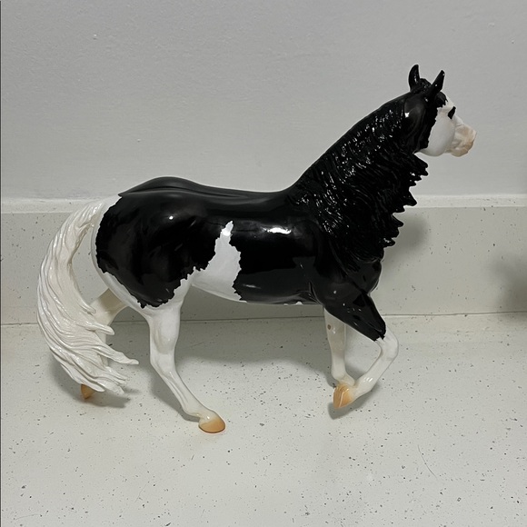 Breyer 2023 Collector Club “Jota” - Picture 2 of 5